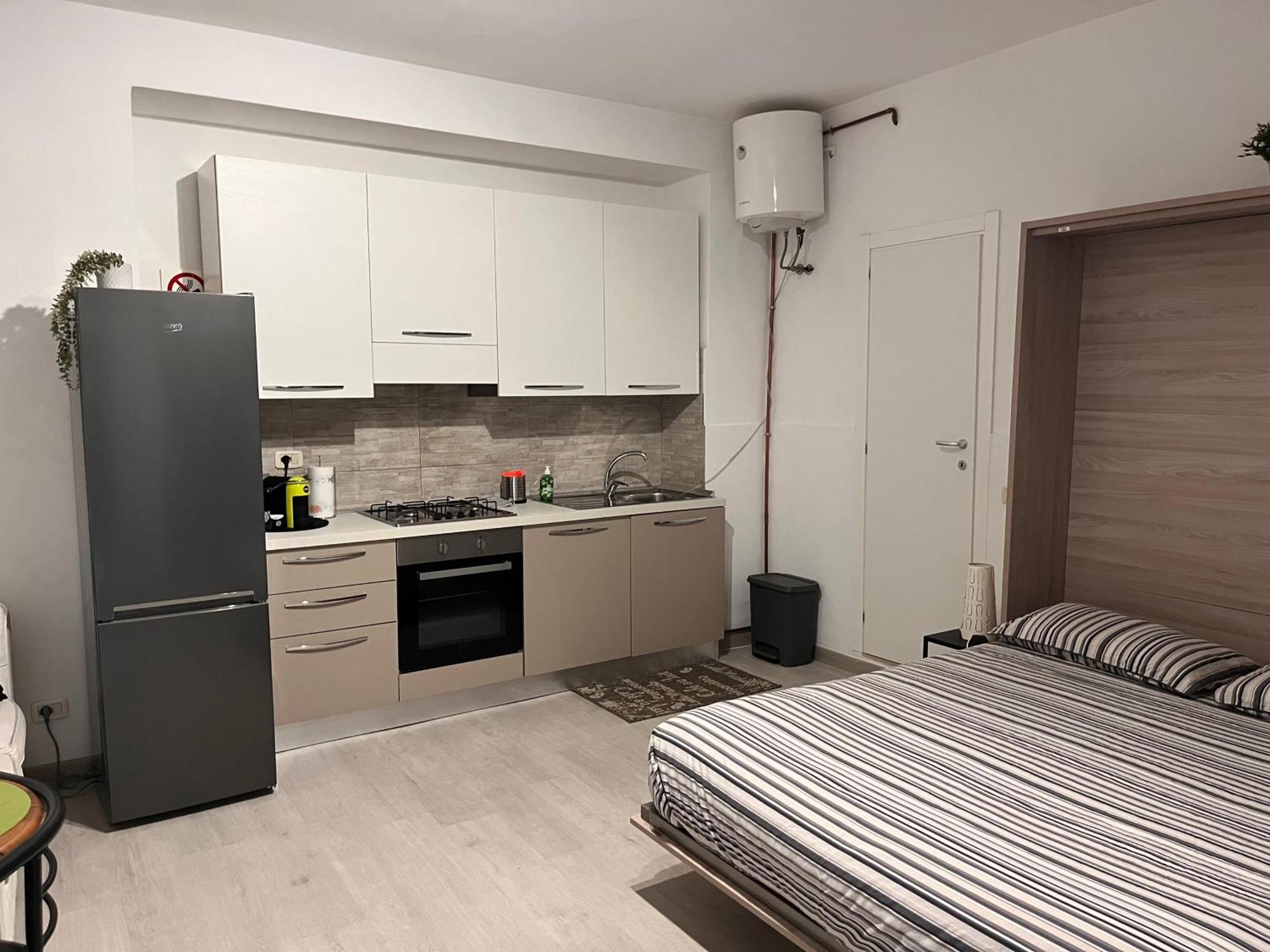 Sleep And Go Apartment Vasto